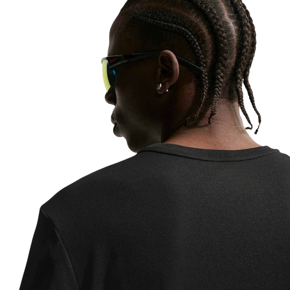 Sportskoen Nike Dri-FIT UV Miler hardloopshirt in zwart met ademende knit-stof en reflecterende details voor heren
