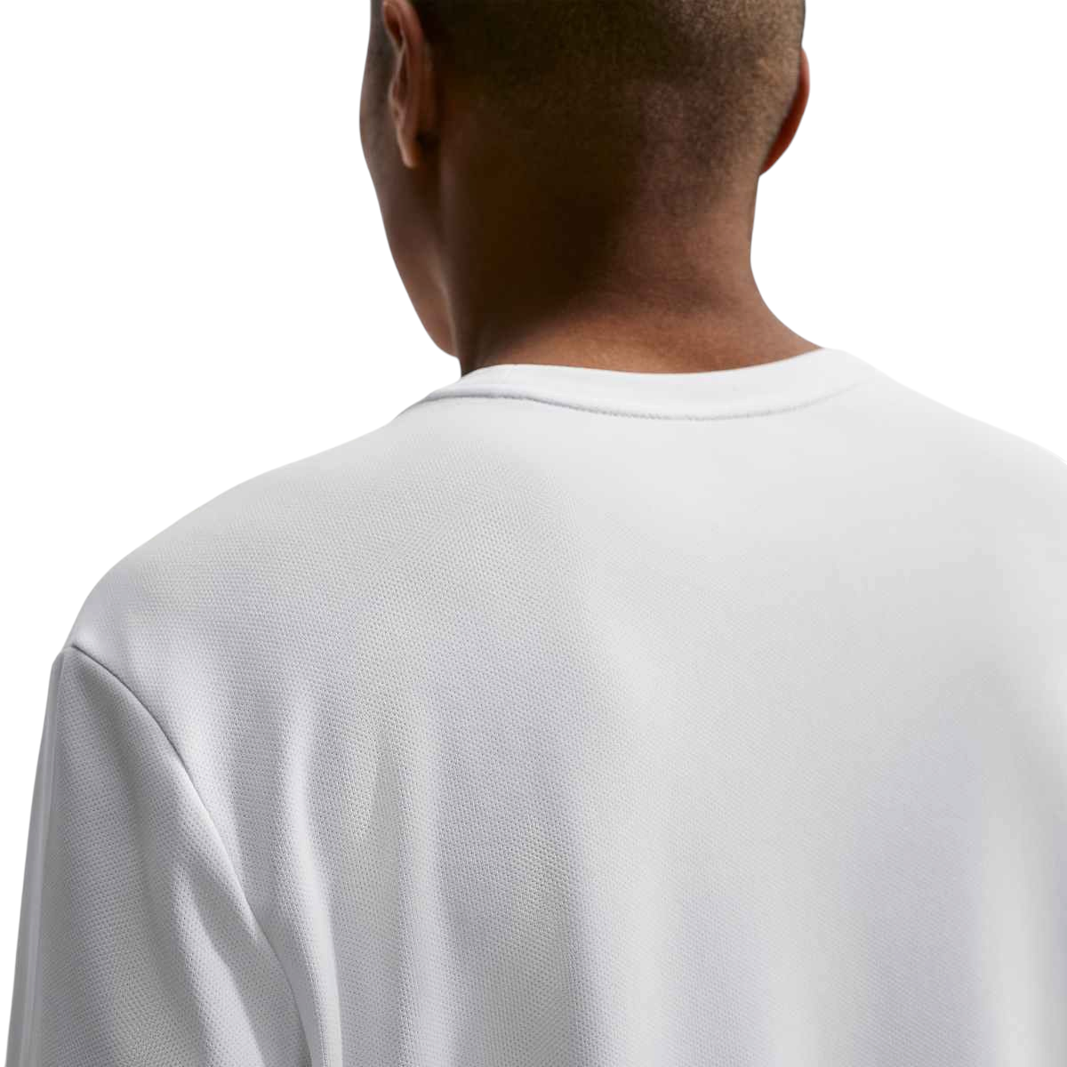 Sportskoen Nike Dri-FIT UV Miler hardloopshirt voor heren in wit met ademende knit-stof en reflecterende details