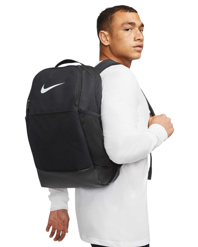 Nike Brasilia 9.5 Rugzak (24L) Zwart