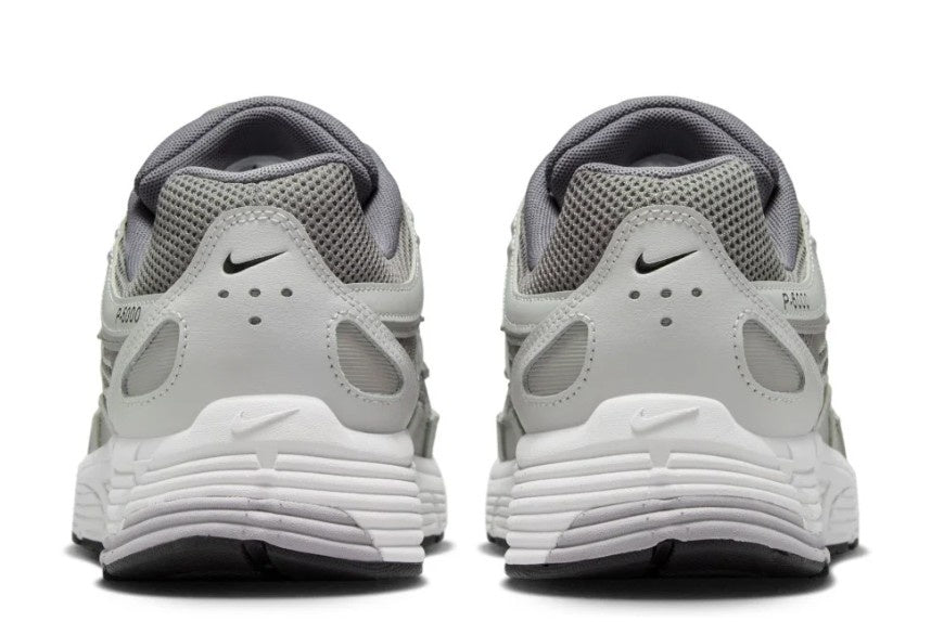 Nike P-6000 Sneakers Grijs Zwart Lichtgrijs