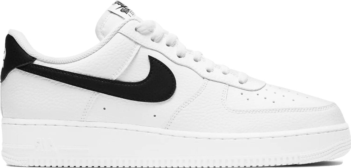 Nike Air Force 1 '07 Sneakers Wit/Zwart