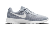 Nike Tanjun Sneakers Dames Grijs