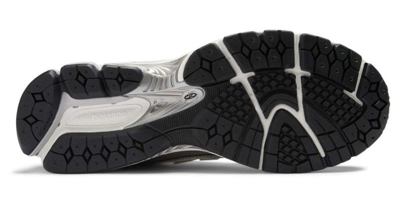 New Balance M1906 Sneakers 