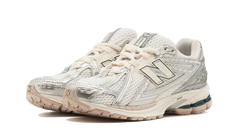 New Balance M1906REE Sneakers 