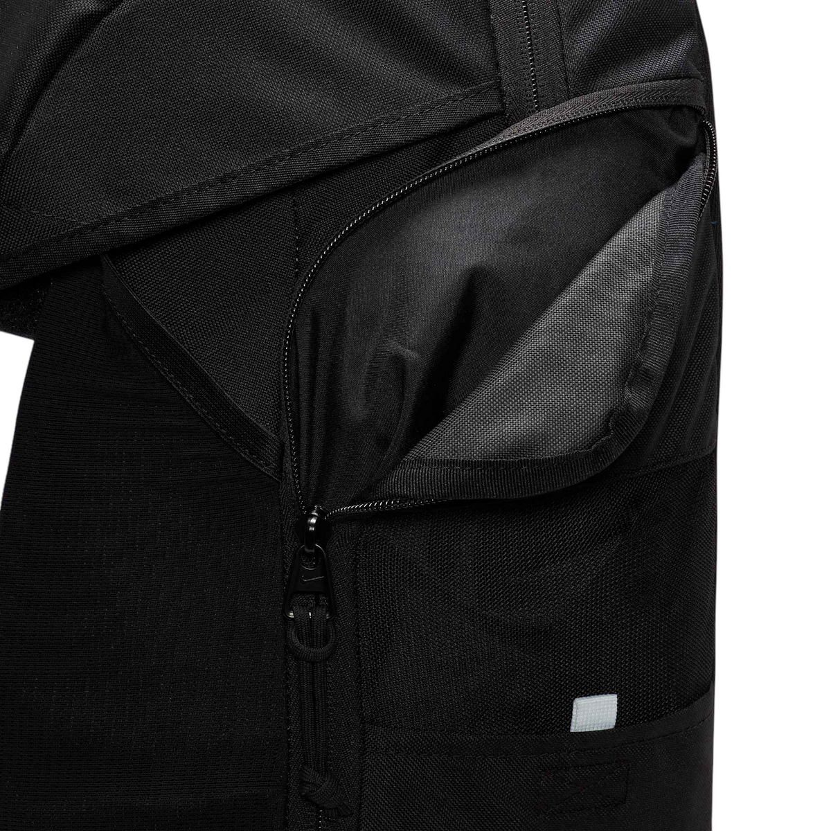 Nike Academy Team Rugzak (30L) Zwart