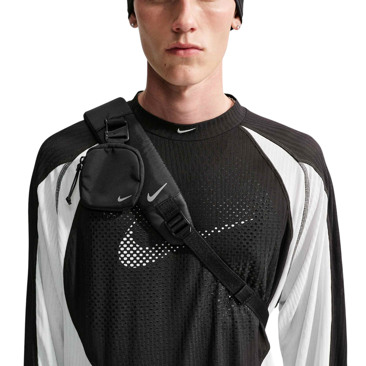 Nike Commute Schoudertas (8L) Zwart/Zilver