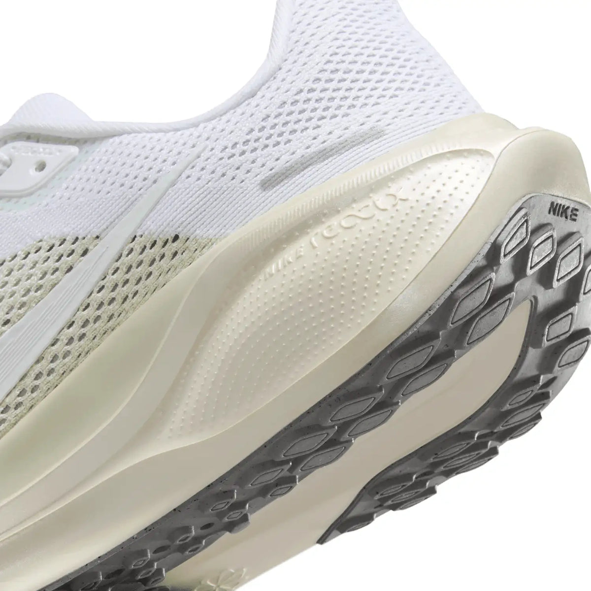 Nike Pegasus 41 ESS Hardloopschoenen Dames