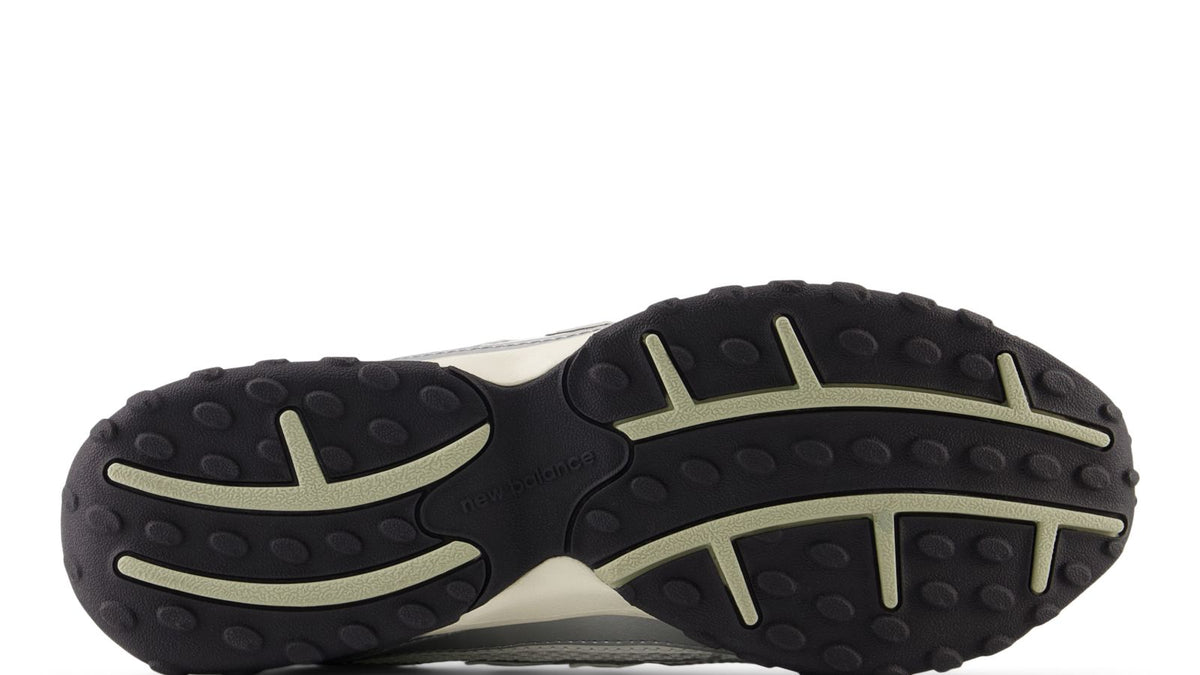 New Balance 204L Sneakers Grijs/Zilver