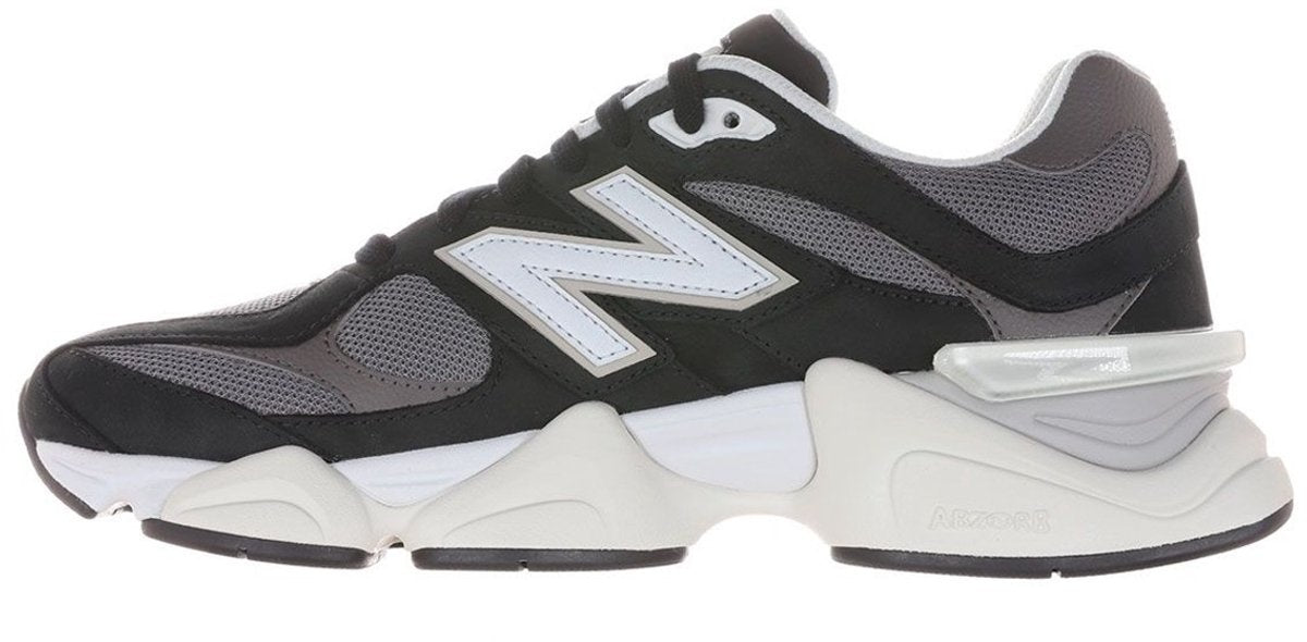 New Balance 9060 Sneakers