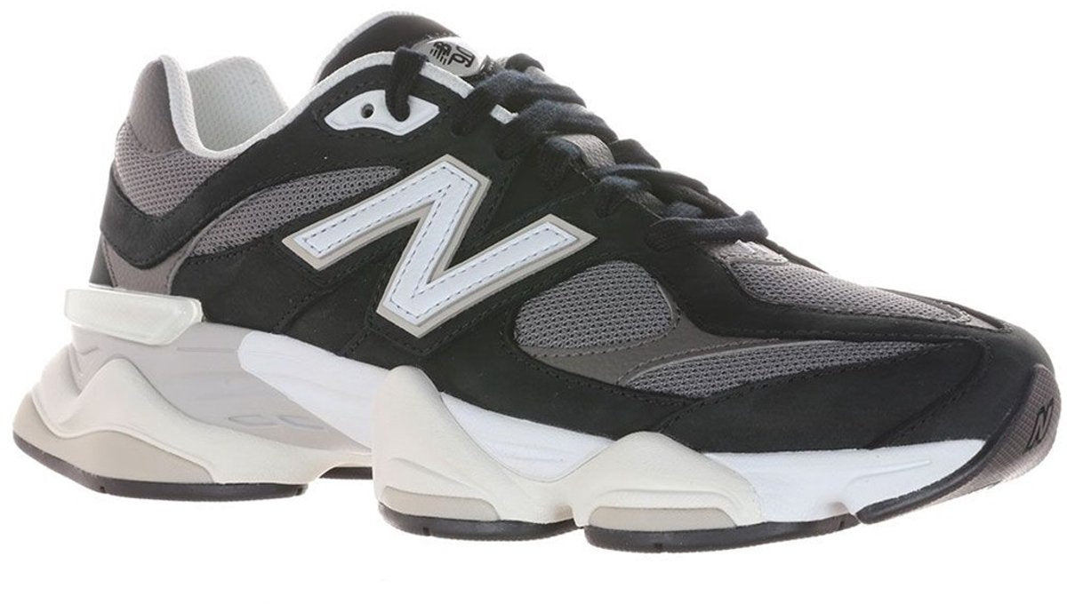 New Balance 9060 Sneakers