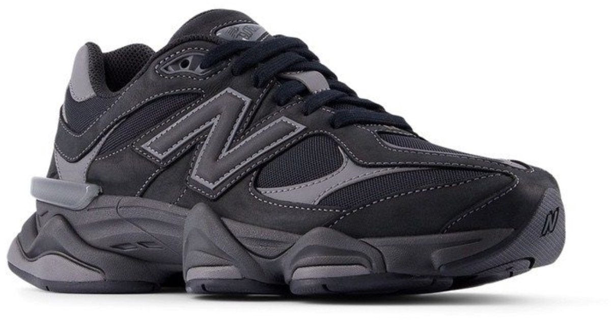 New Balance 9060 Sneakers 