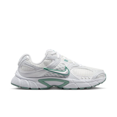 Nike V5 RNR Sneakers Dames Wit
